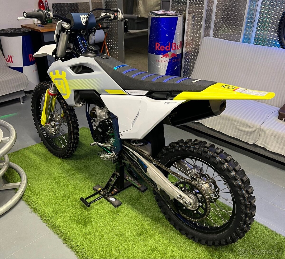 Husqvarna FC250