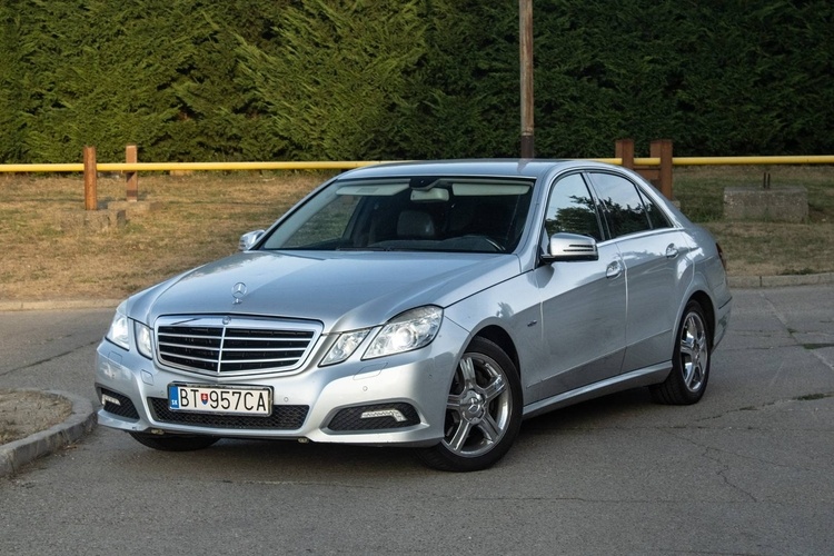 Mercedes-Benz E trieda Sedan 250 CDI Blue Avantgarde A/T