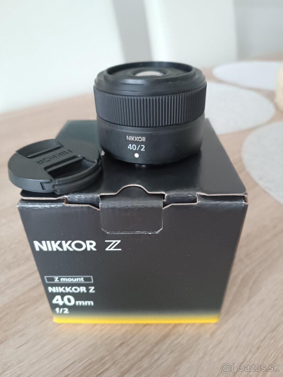 Objektív Nikon