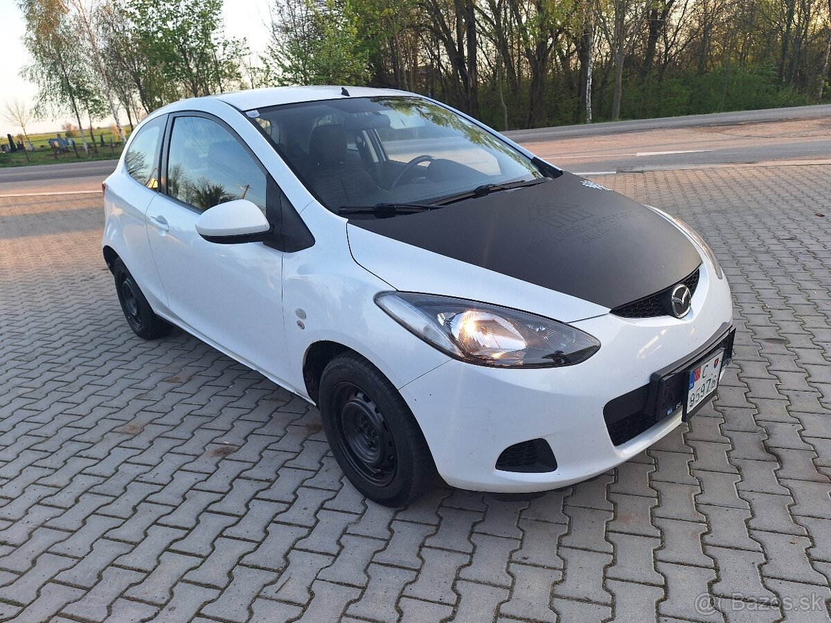 MAZDA 2 1,4 BENZÍN ROK 2010