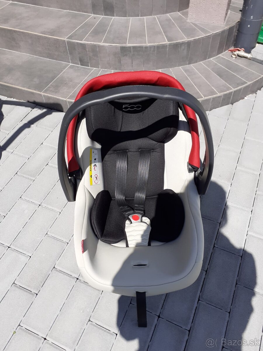 Predam autosedacku-vajicko peg perego