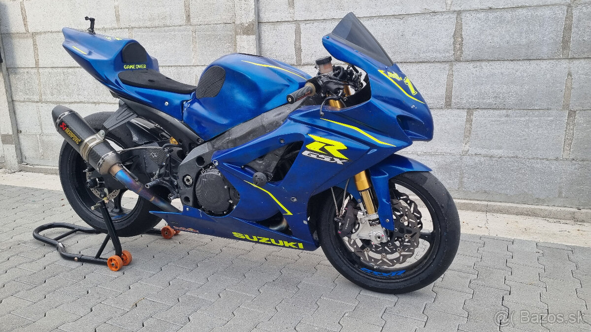 Suzuki GSX-R 1000 K8 okruhovka