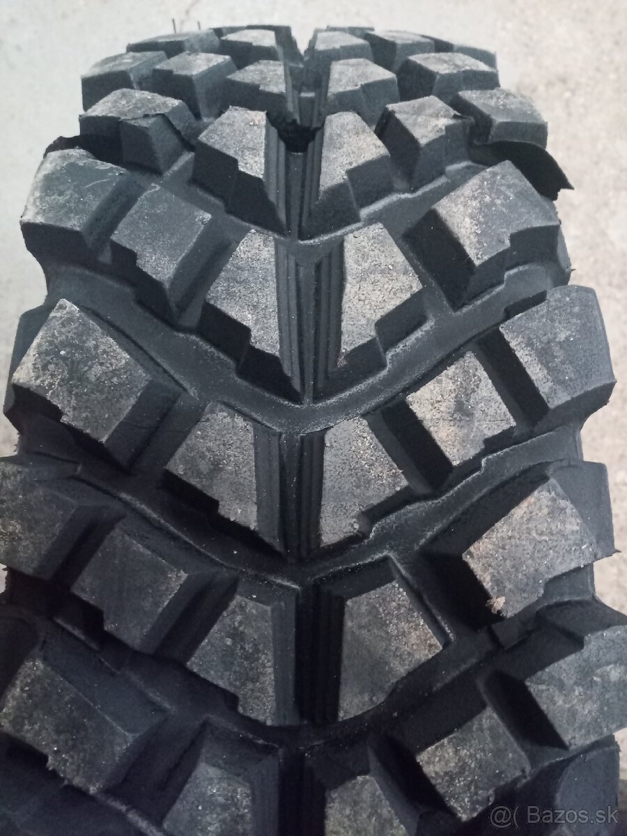 195/80 R 15  97 Q TRUCK  2000