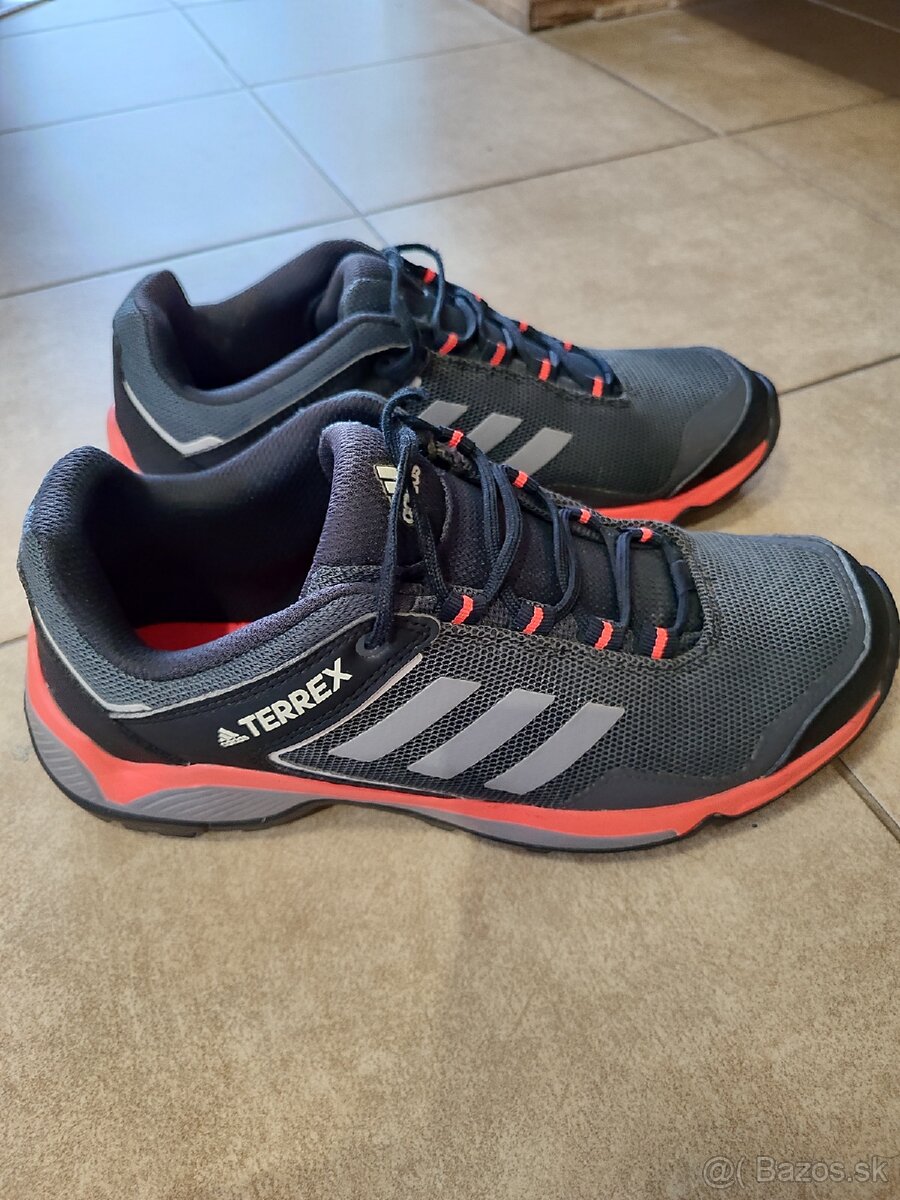 Adidas terrex