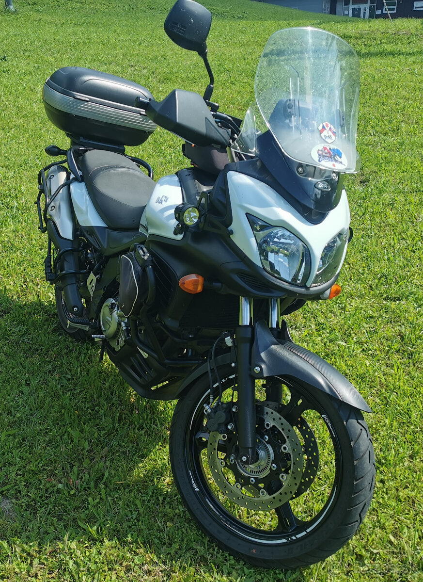 SUZUKI V-Strom 650