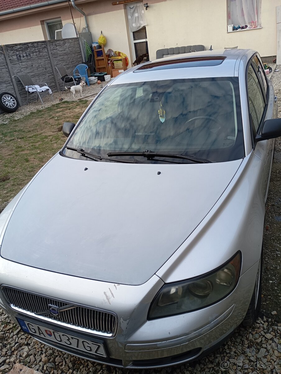 Predám volvo V50 2.0d 100kw