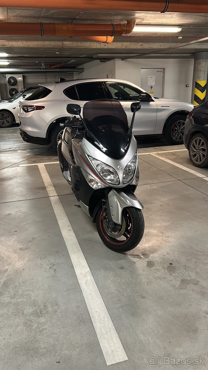 Yamaha Tmax 500