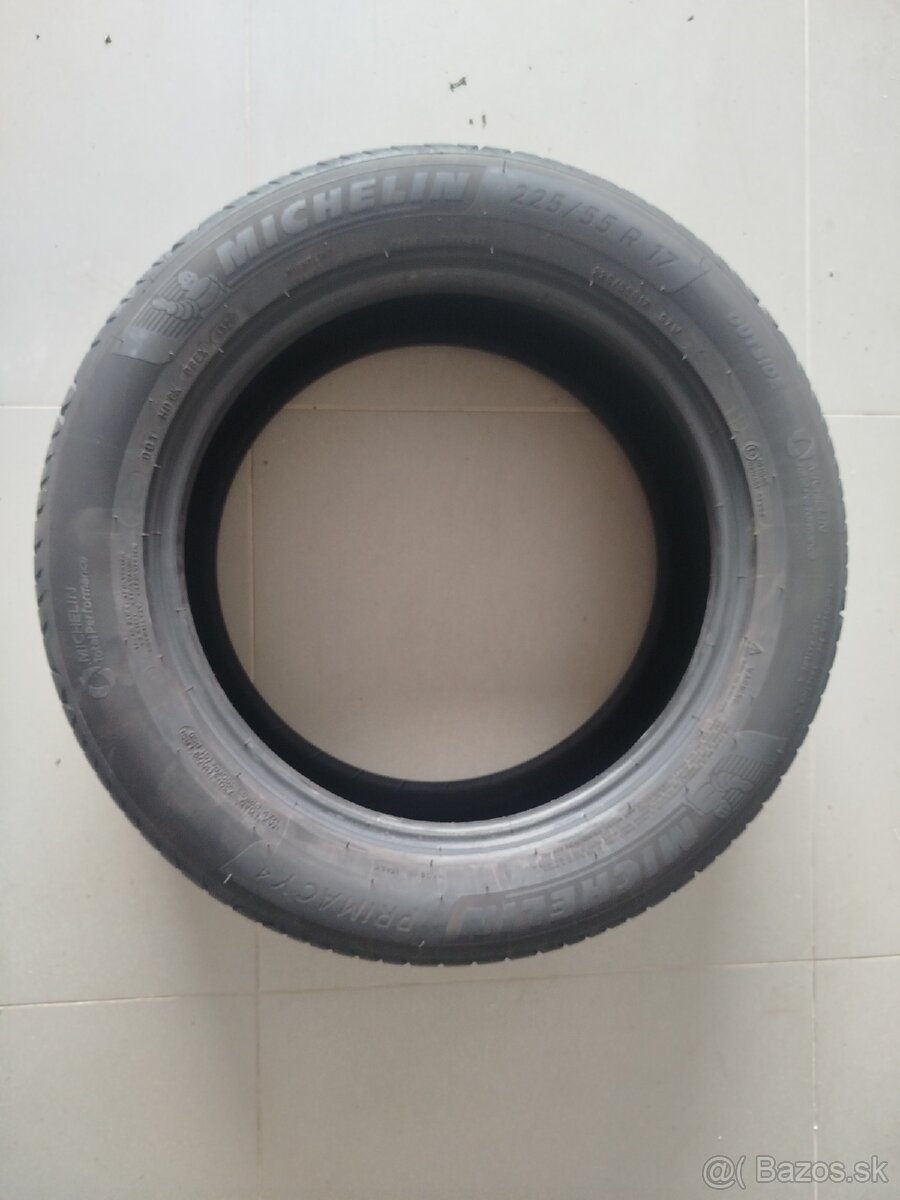 Michelin Primacy4 225/55R17