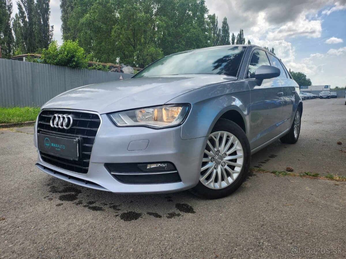 Audi A3 Sportback 2.0 TDI DPF Attraction S tronic