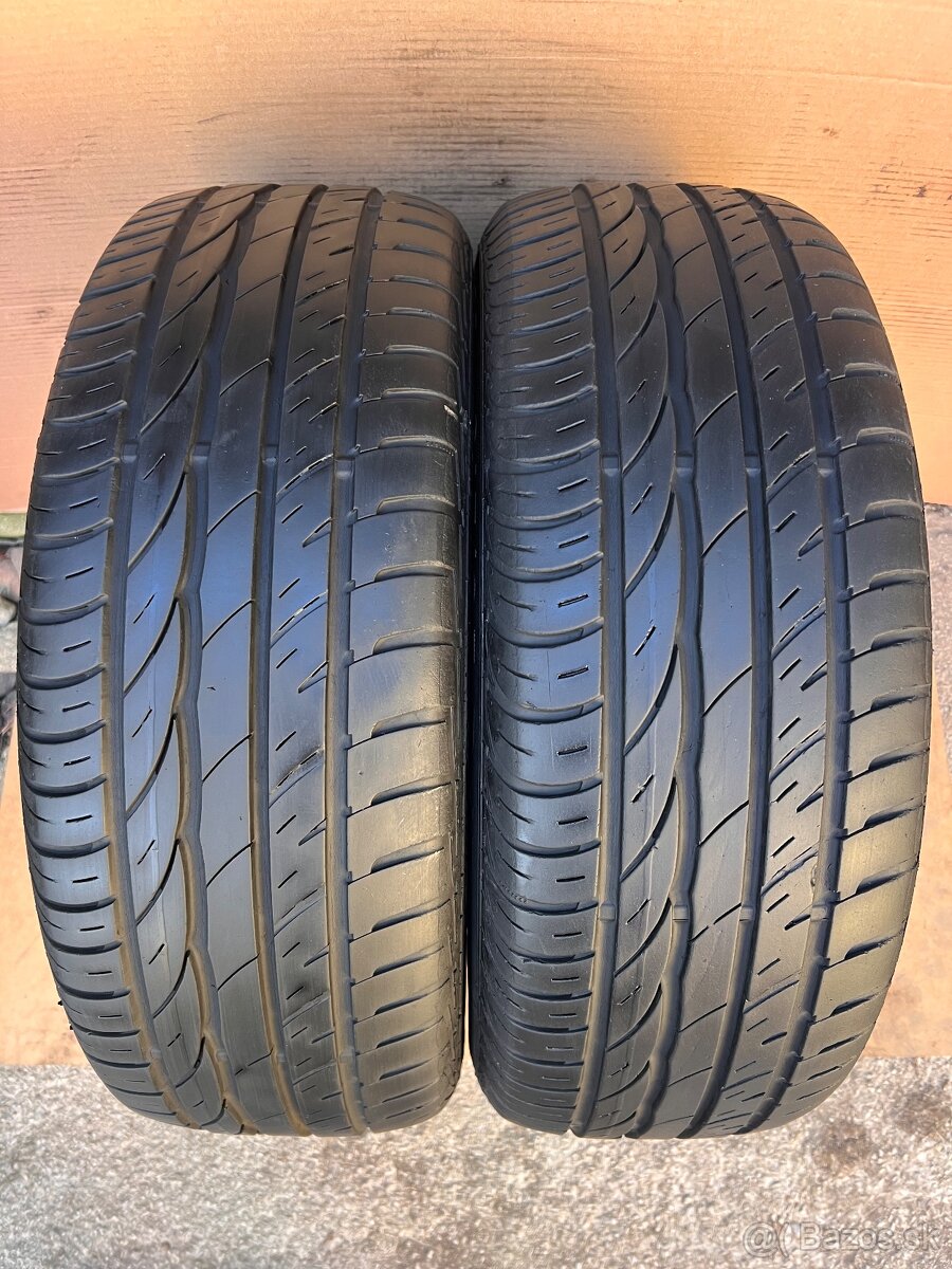 Letné pneumatiky 215/65 R15 Barum dva kusy