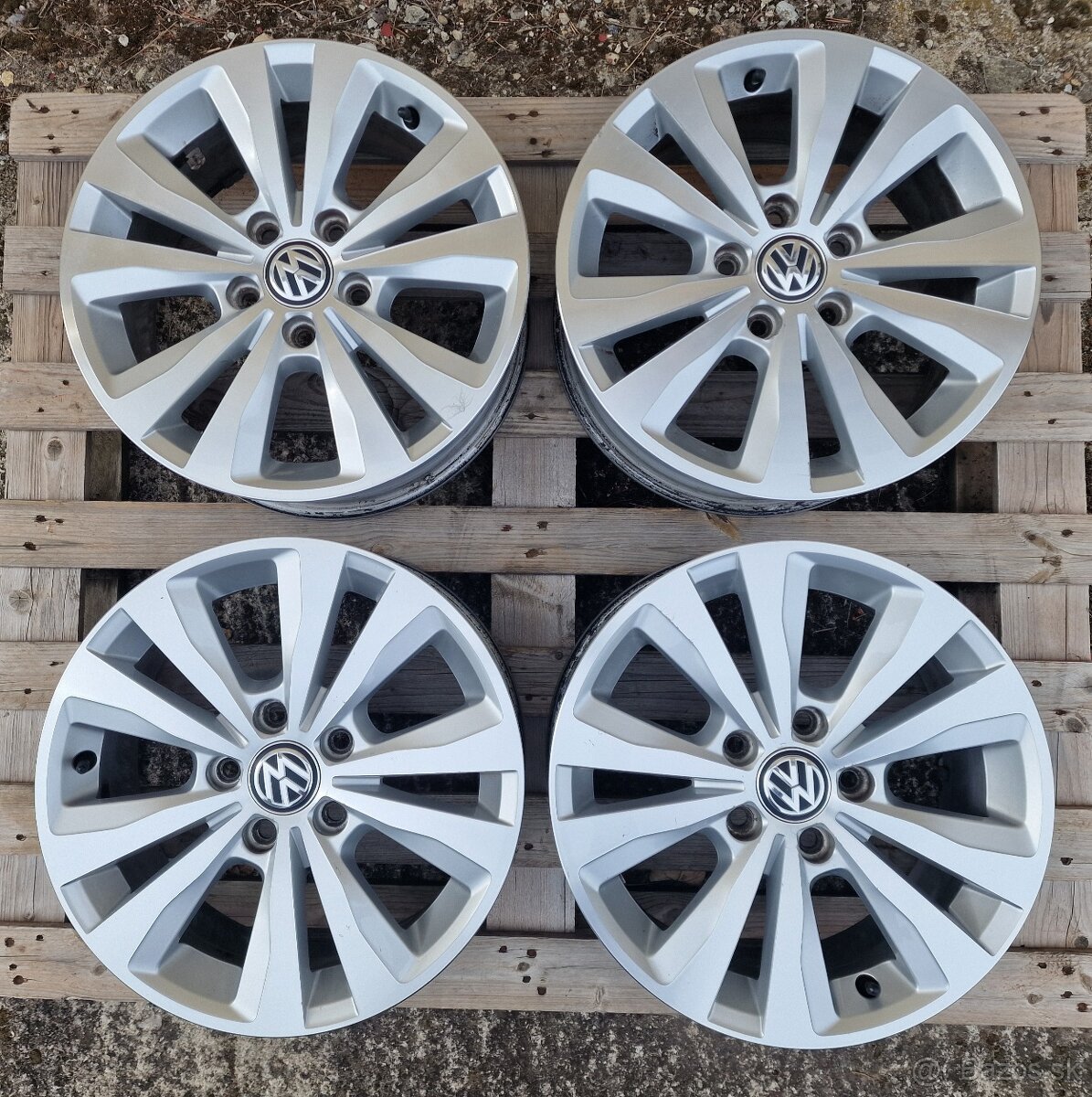 ORIGINÁL VOLKSWAGEN HLINÍKOVÉ DISKY 5x112 R16