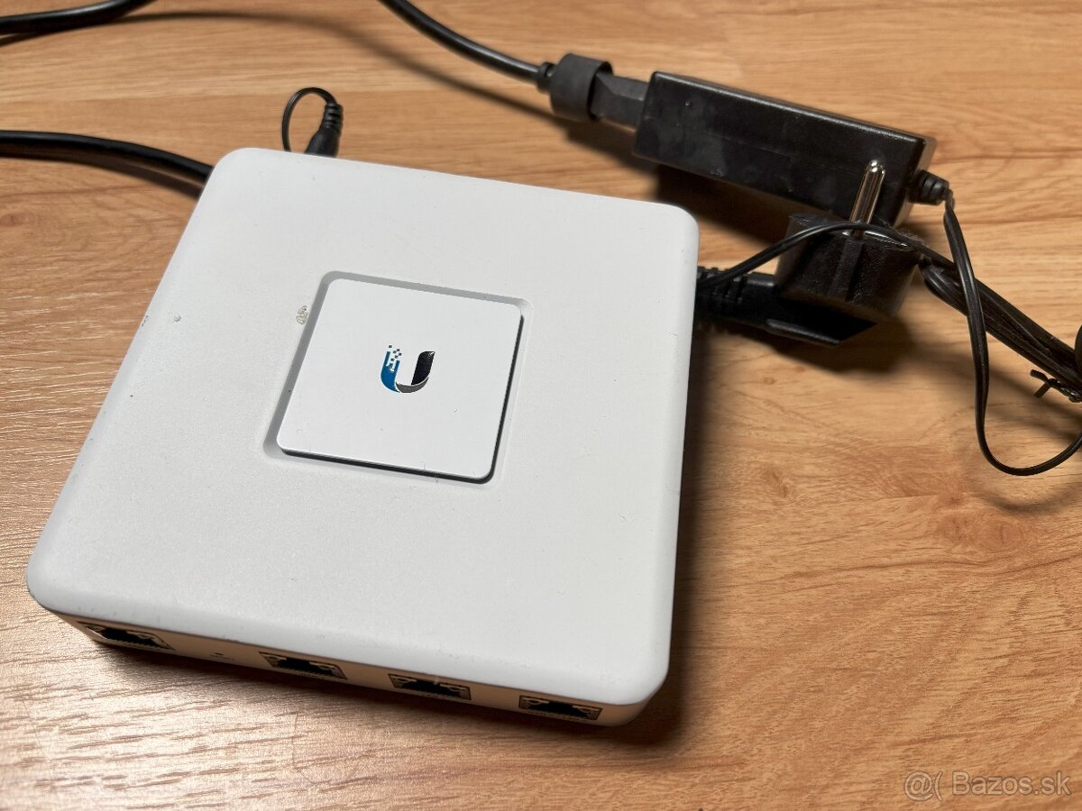 UniFi security gateway