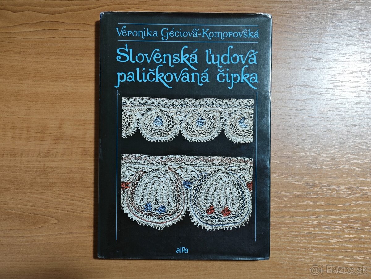 Slovenská ľudová paličkovaná čipka