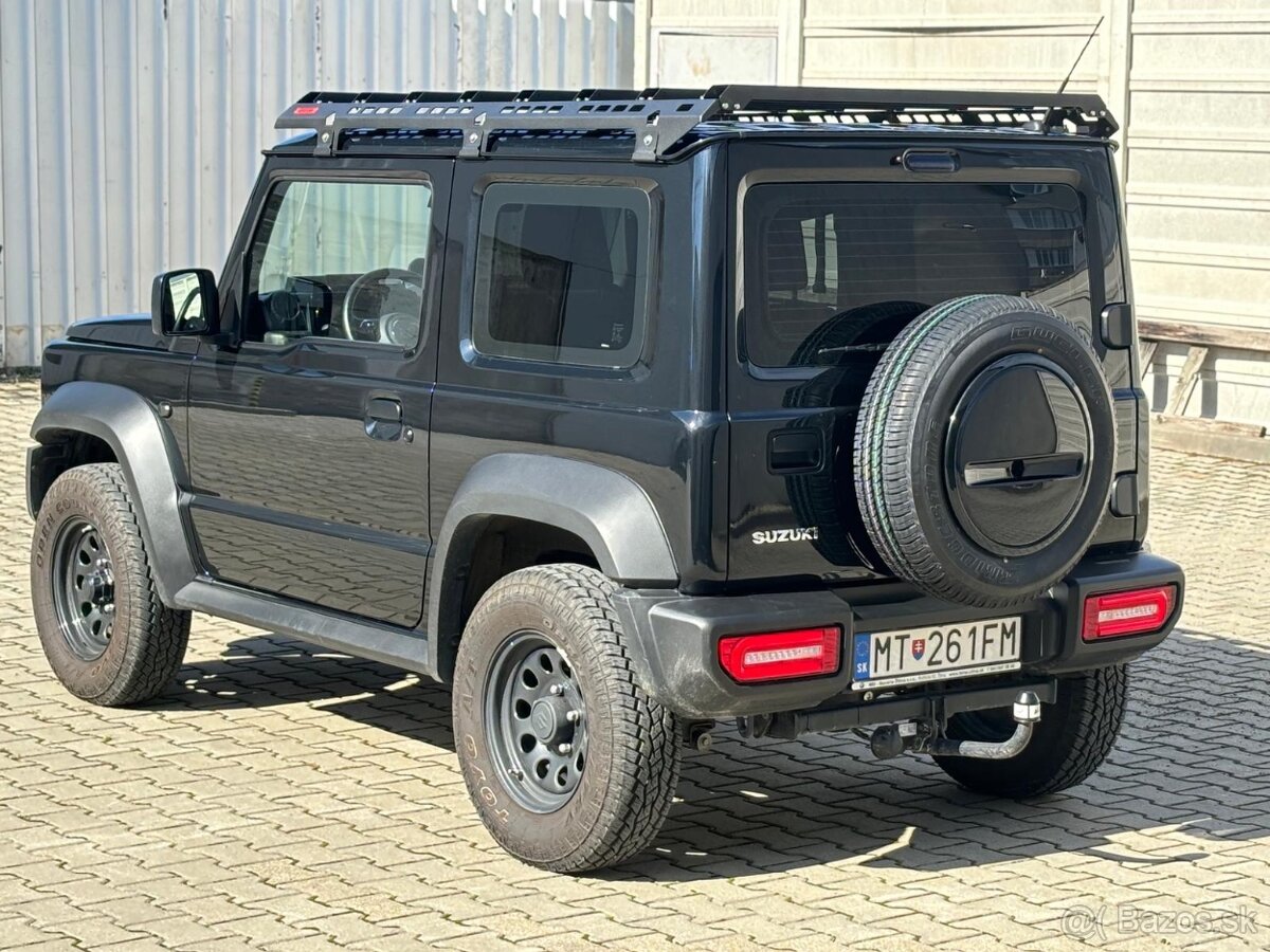 Zahradka na Suzuki Jimny