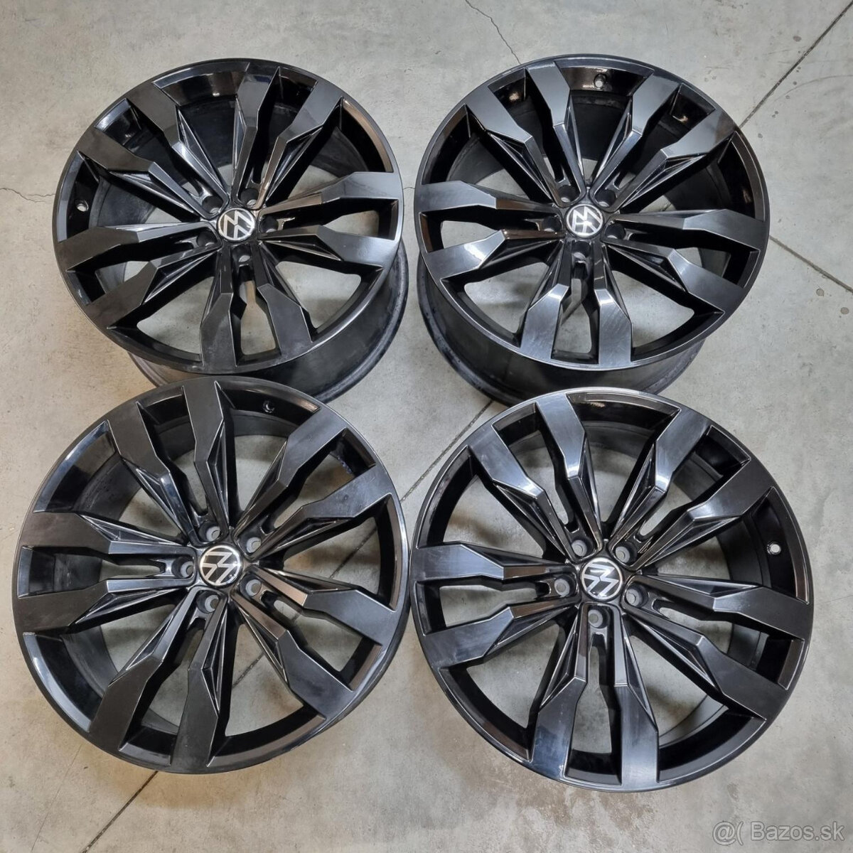 Hliníkové Volkswagen disky 5x112 R21 9.5J ET31