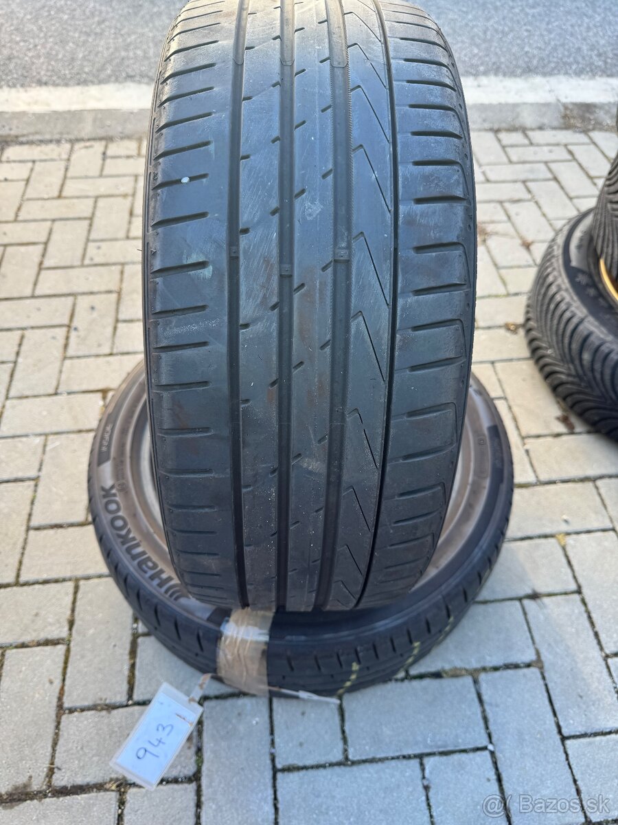 225/45R17 Hankook