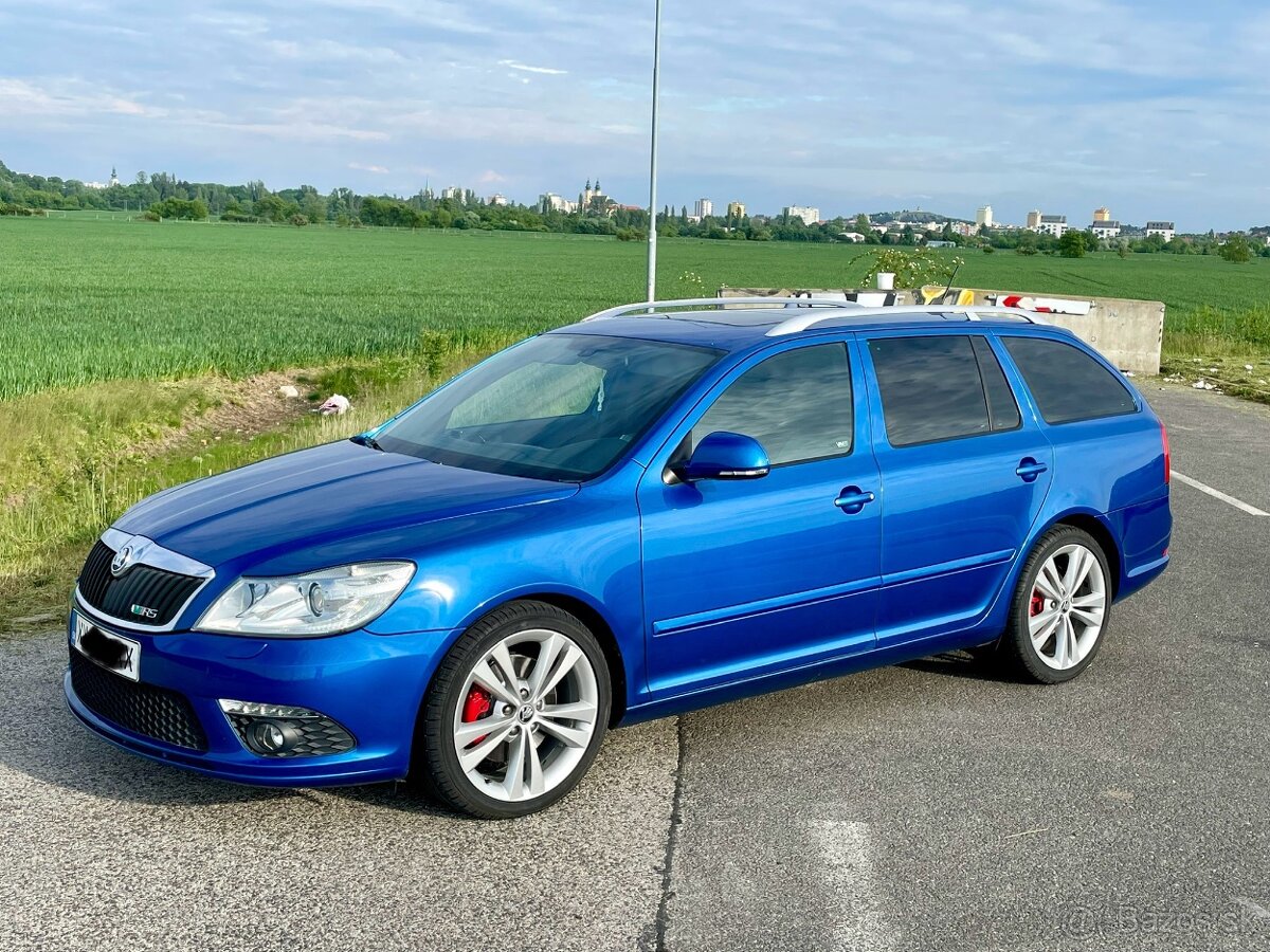 ŠKODA OCTAVIA 2 RS DSG 2,0 tdi 125 kw Race Blue WEBASTO