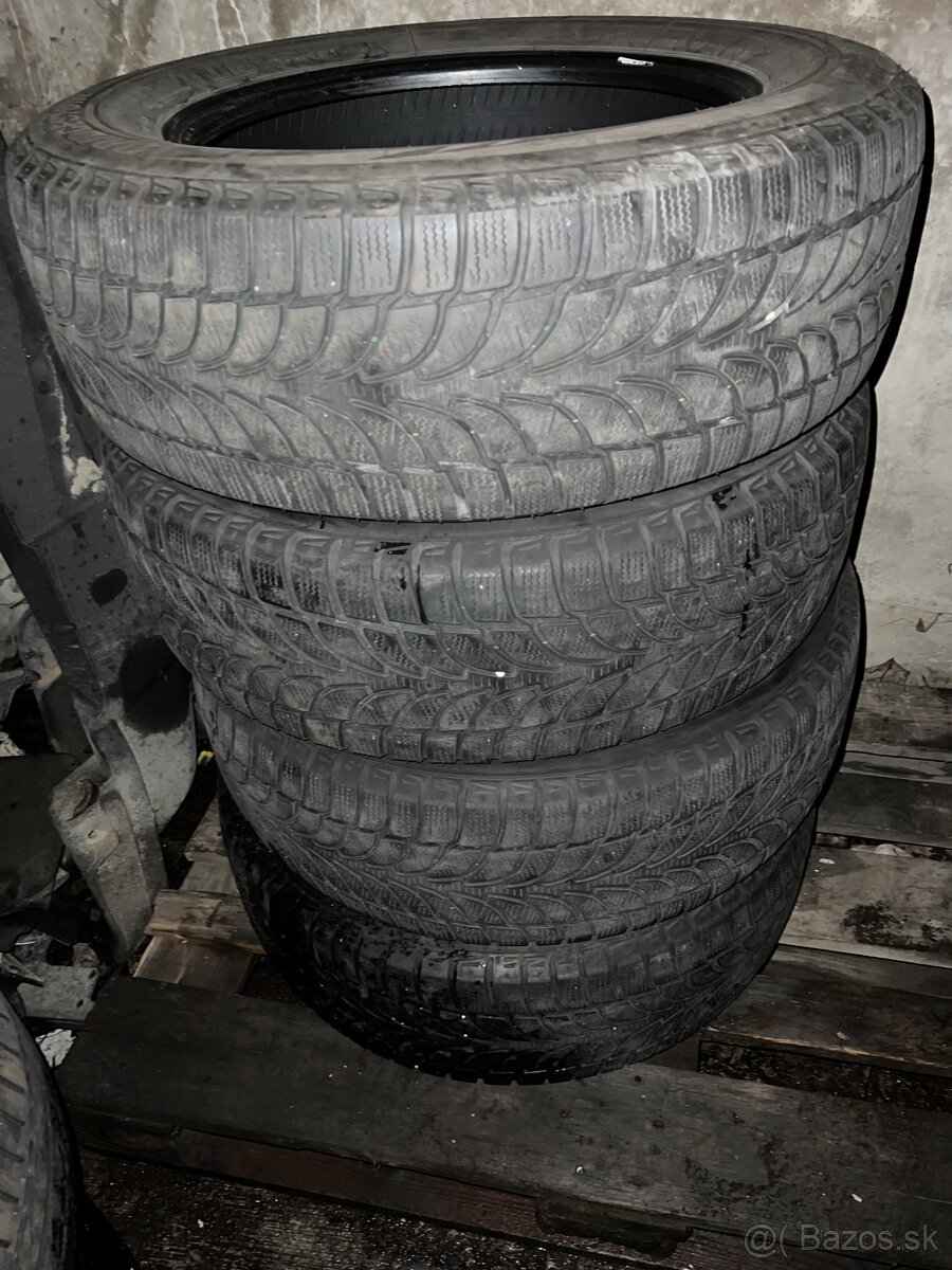 225/65 r17 Bridgestone zimné