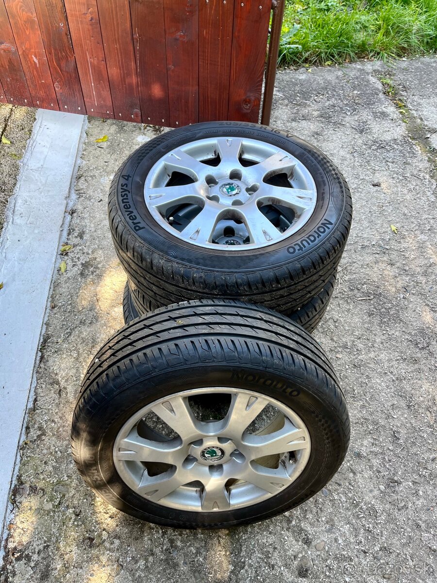 Predám nové letné pneu 205/55 R16 V