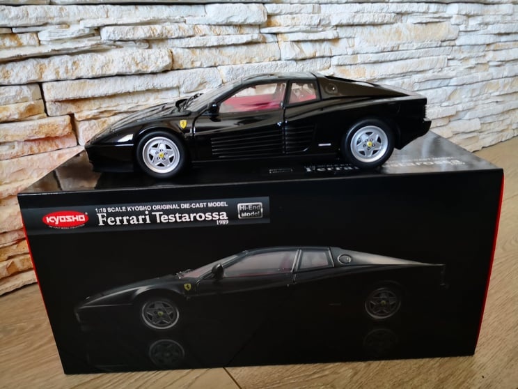 1:18 Ferrari