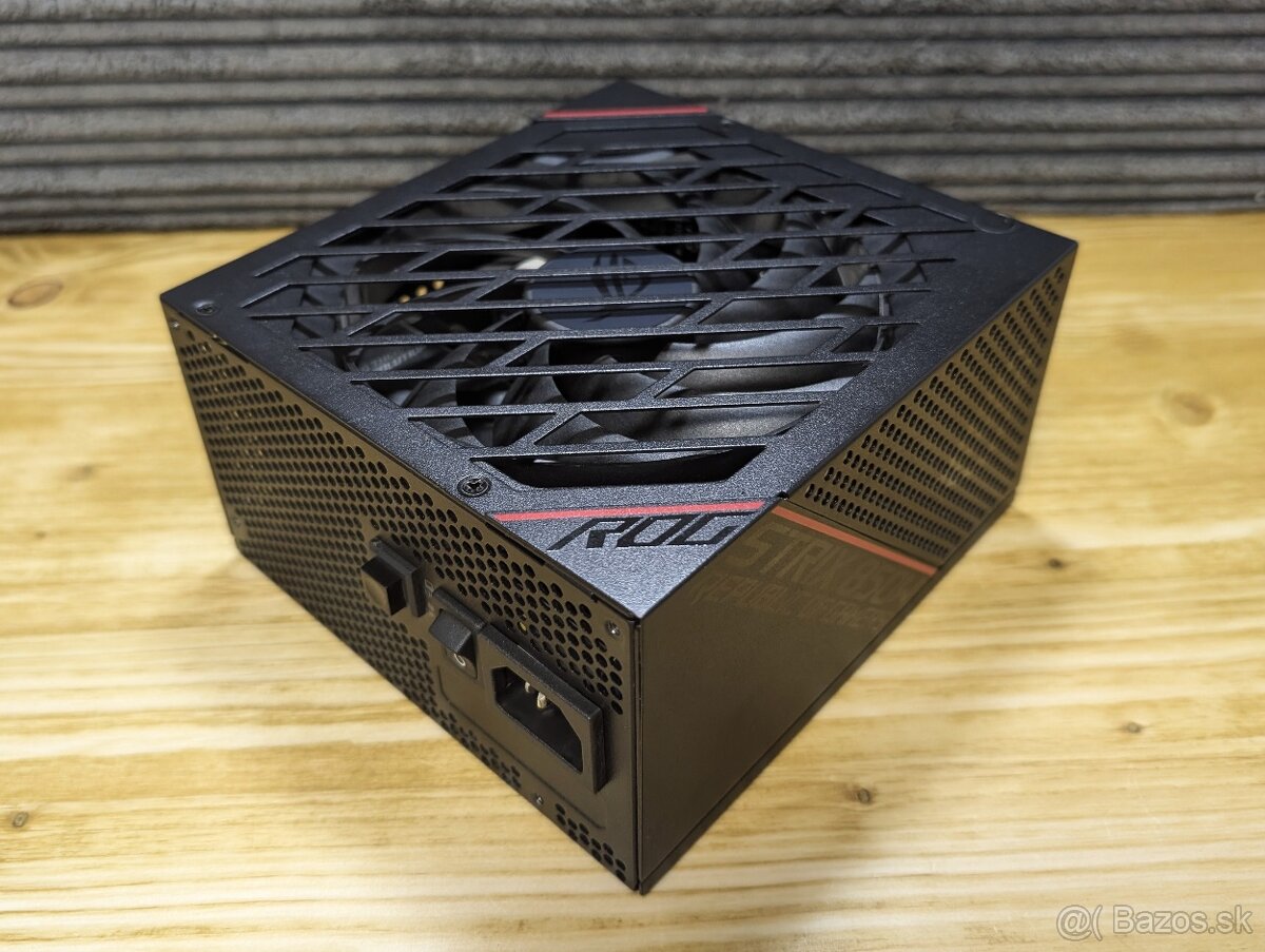 ASUS ROG-STRIX-850G (850W PC zdroj, 80 Plus Gold)