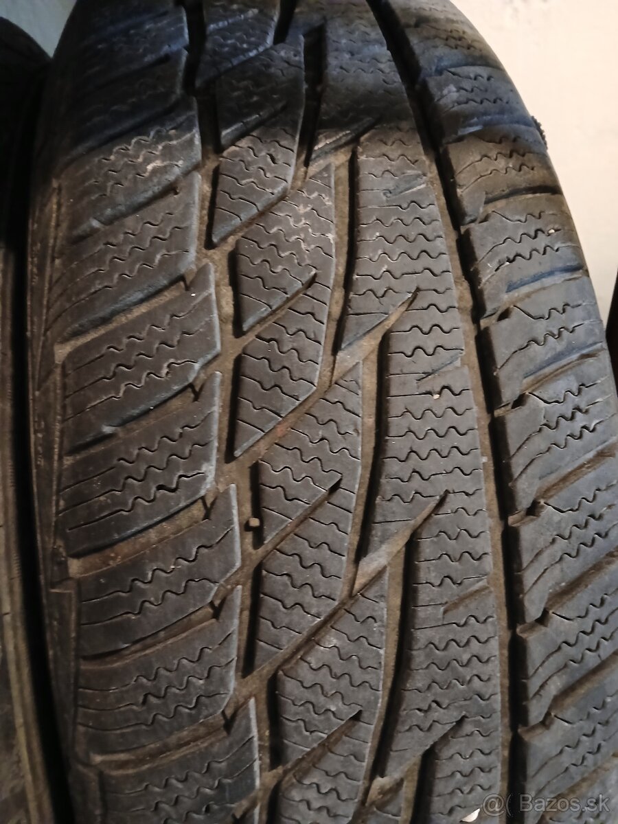 Zimne pneu 195/65 r 15