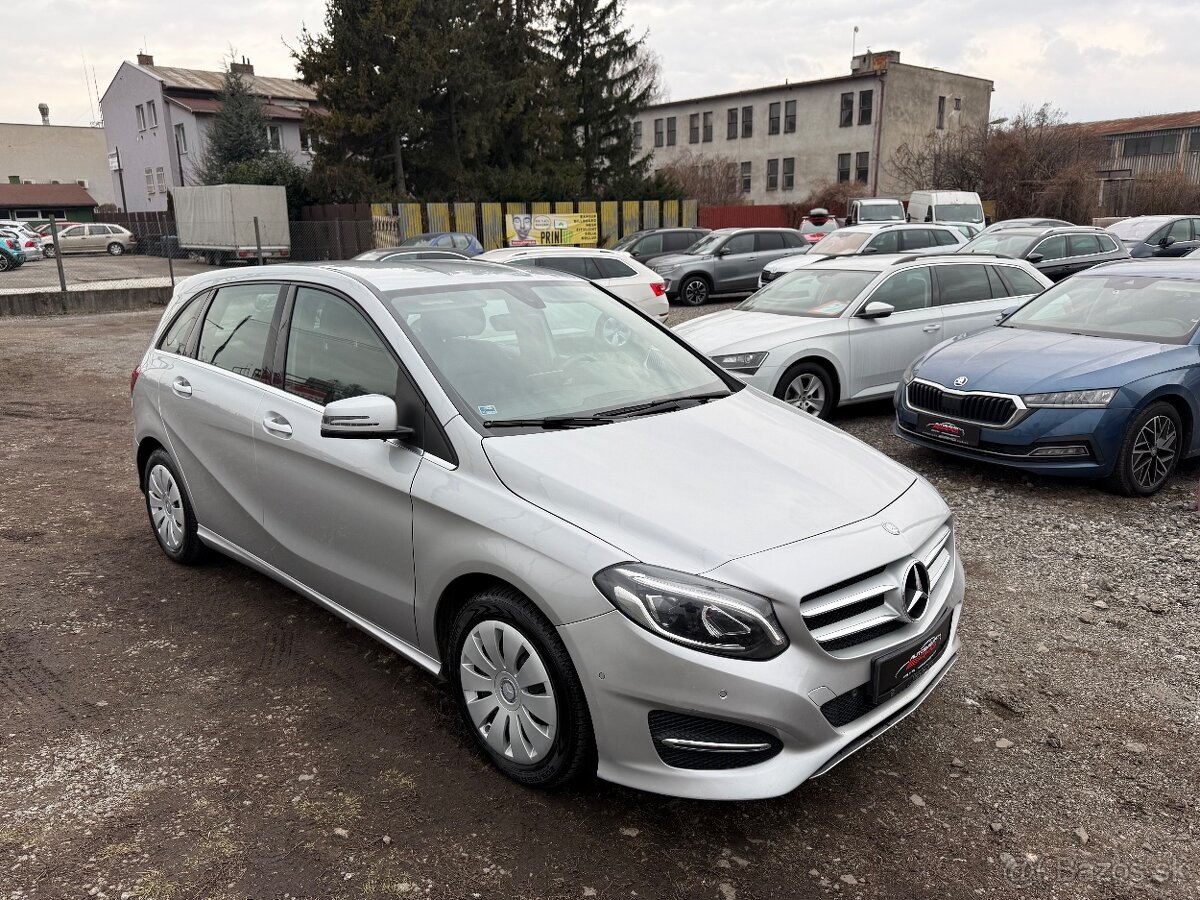 Mercedes-Benz trieda 180 d A/T