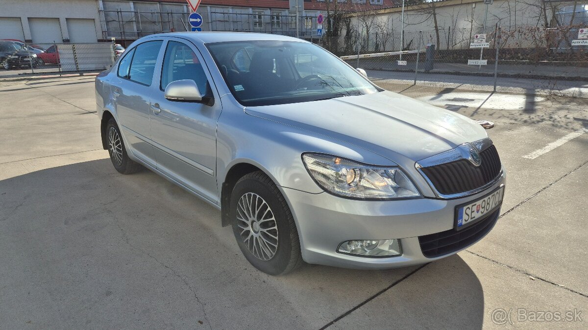 Škoda Octávia II CR - Ambiente (Facelift) 103kW (140PS)