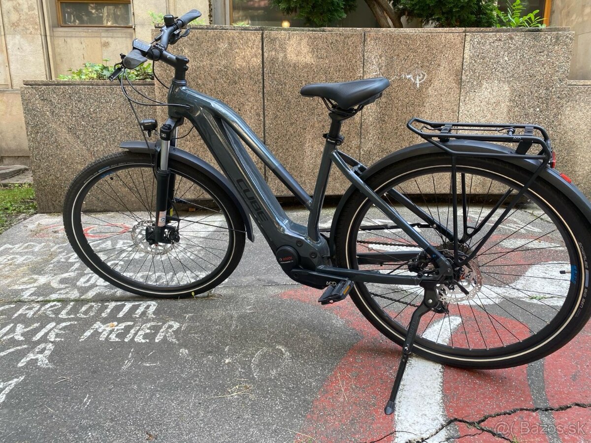 Elektrobicykel - Cube Touring Hybrid One 500 / 2022 / 72 KM