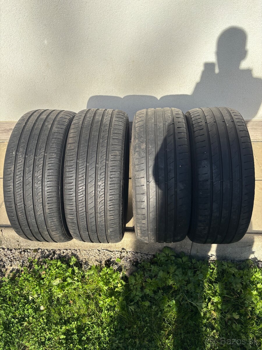 225/45 r17