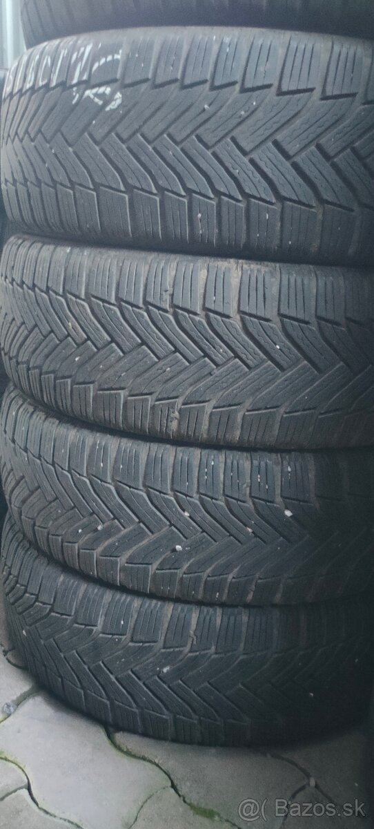 205/60 R16 michelin alpin 7