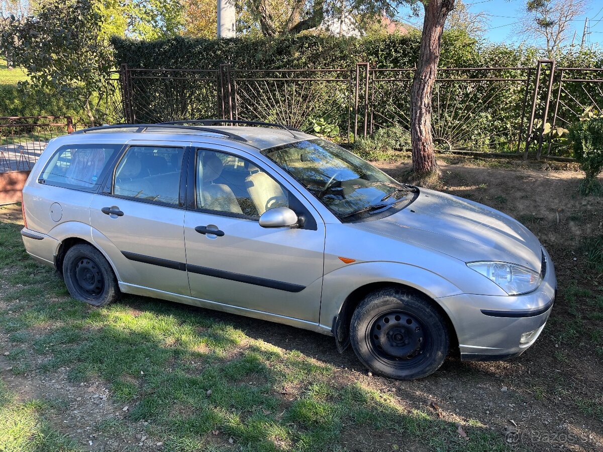 Ford Focus combi 1.8 nafta