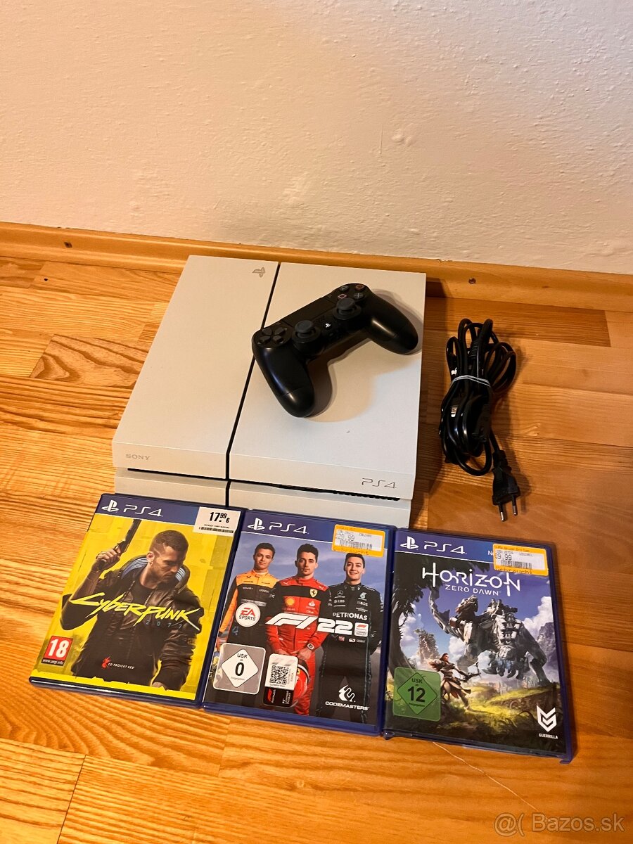 PS4 500gb + ovládač + káble + hry