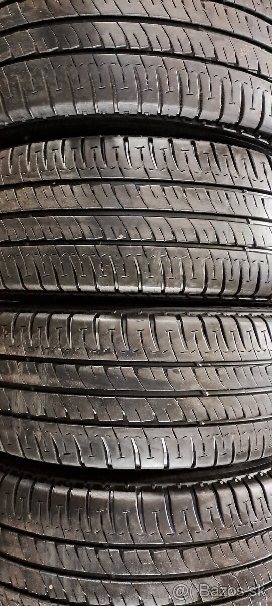 Predám 4ks pekné letné 235/65r16C Michelin na dodávku