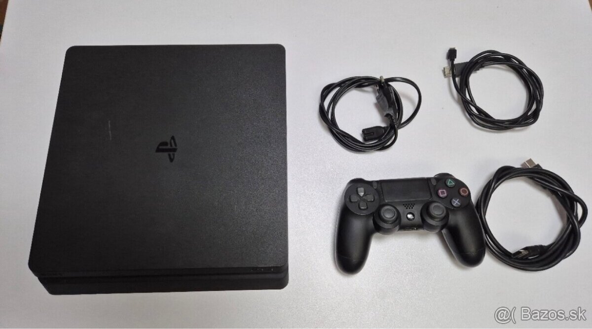 Playstation 4 slim 500gb + ovládač + 7 hier