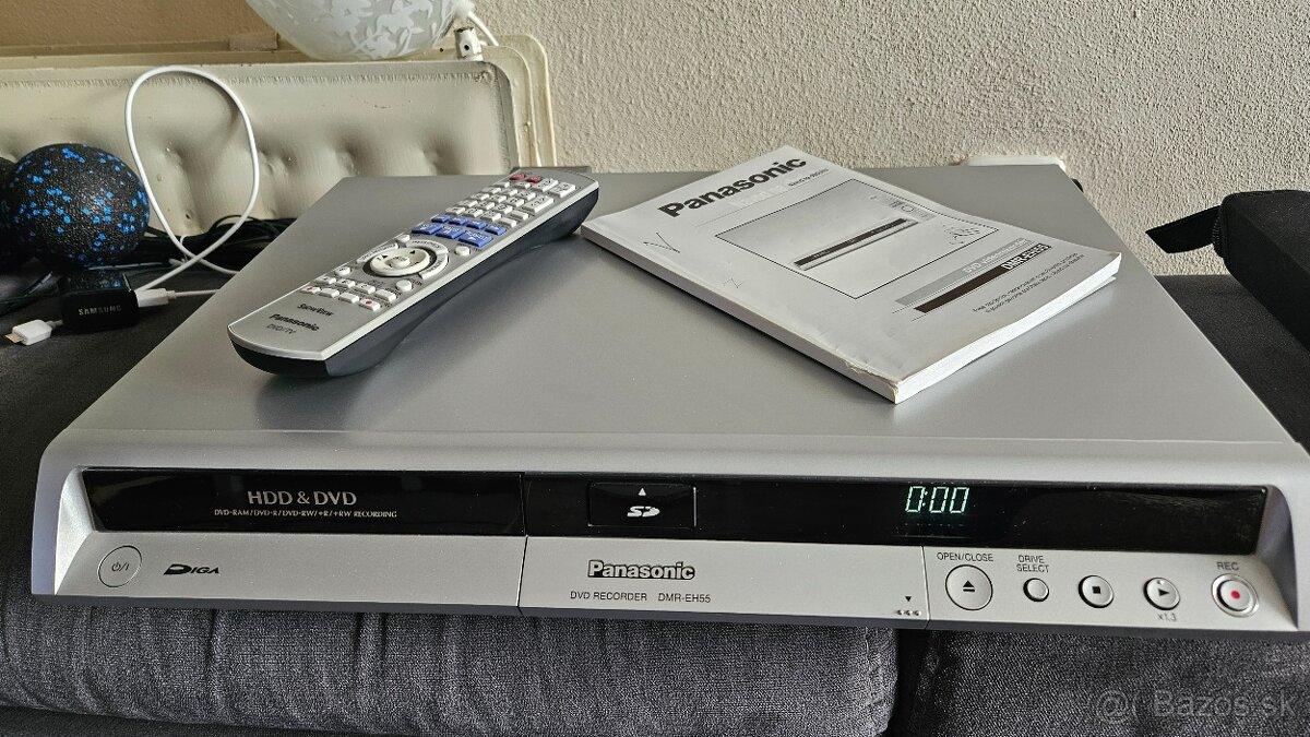 DVD rekordér PANASONIC DMR-EH55