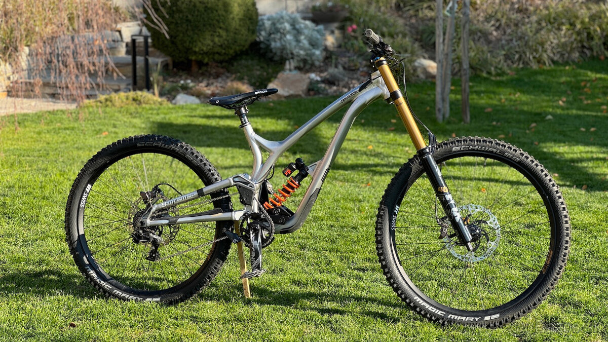 Commencal Supreme DH Team 2022