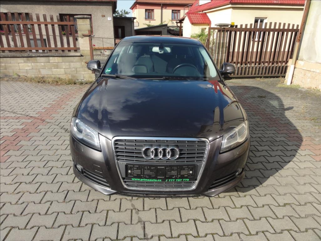 Audi A3 2.0TDI 103kW 2010 169349kmSPORTBACK 1.MAJITEL