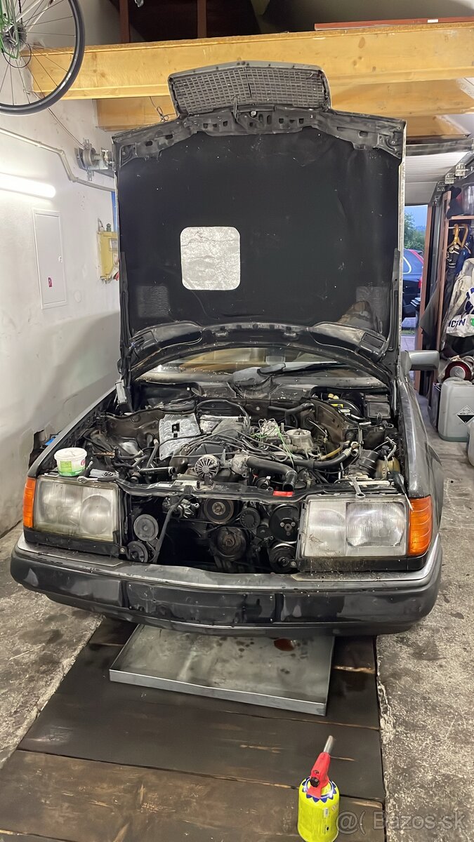 Mercedes motor w124 w201 m102 90kw