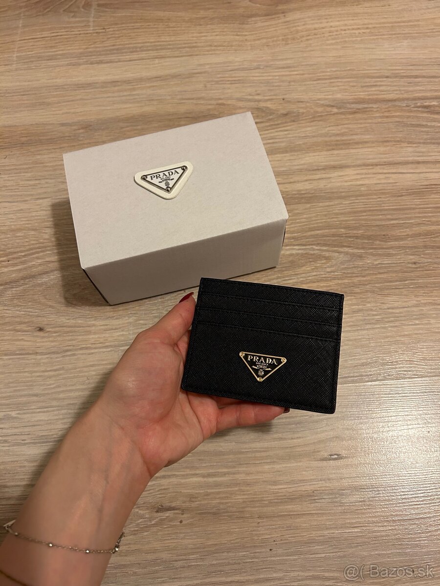 Prada čierny card holder /peňaženka + box (PR5)