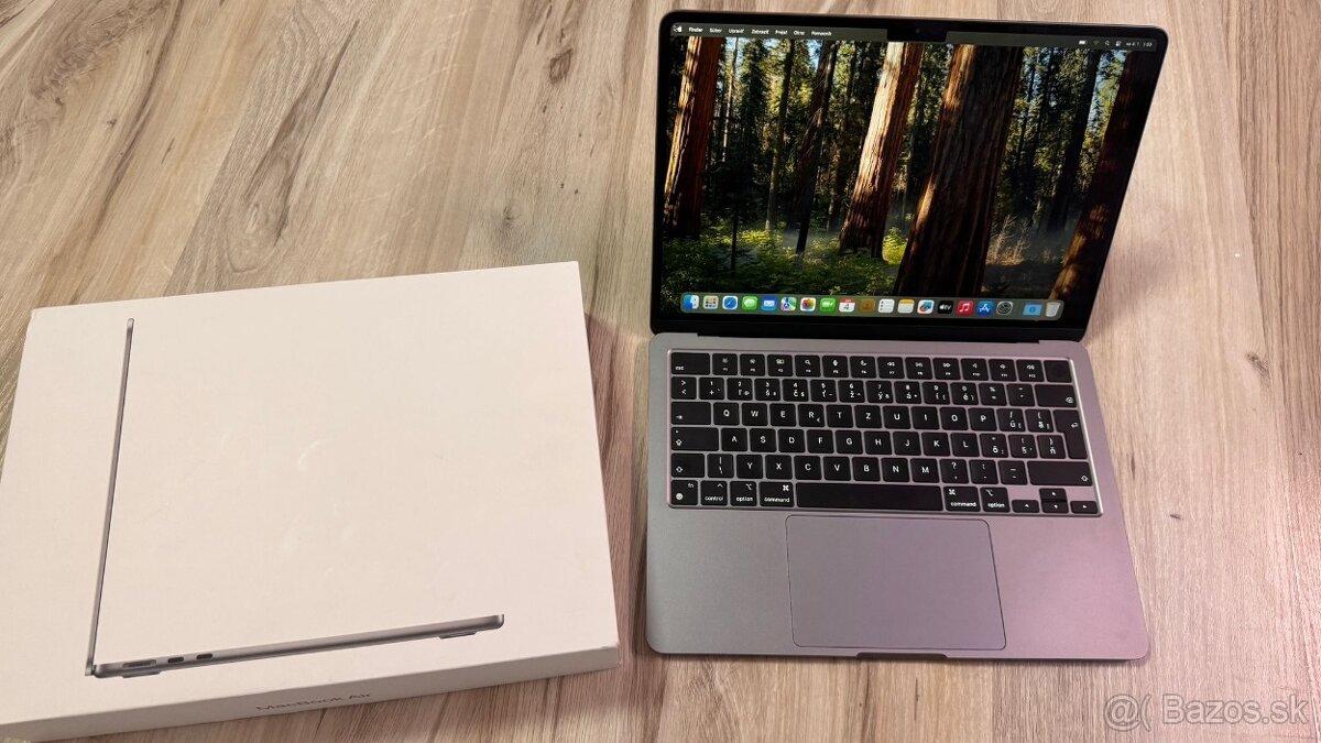 MacBook Air M3 2024 8/256GB