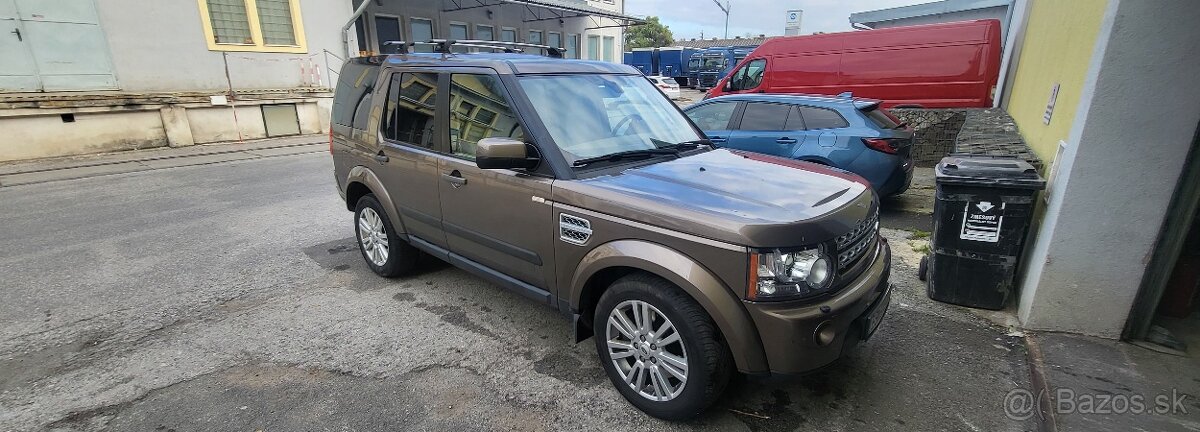 Land Rover Discovery 4