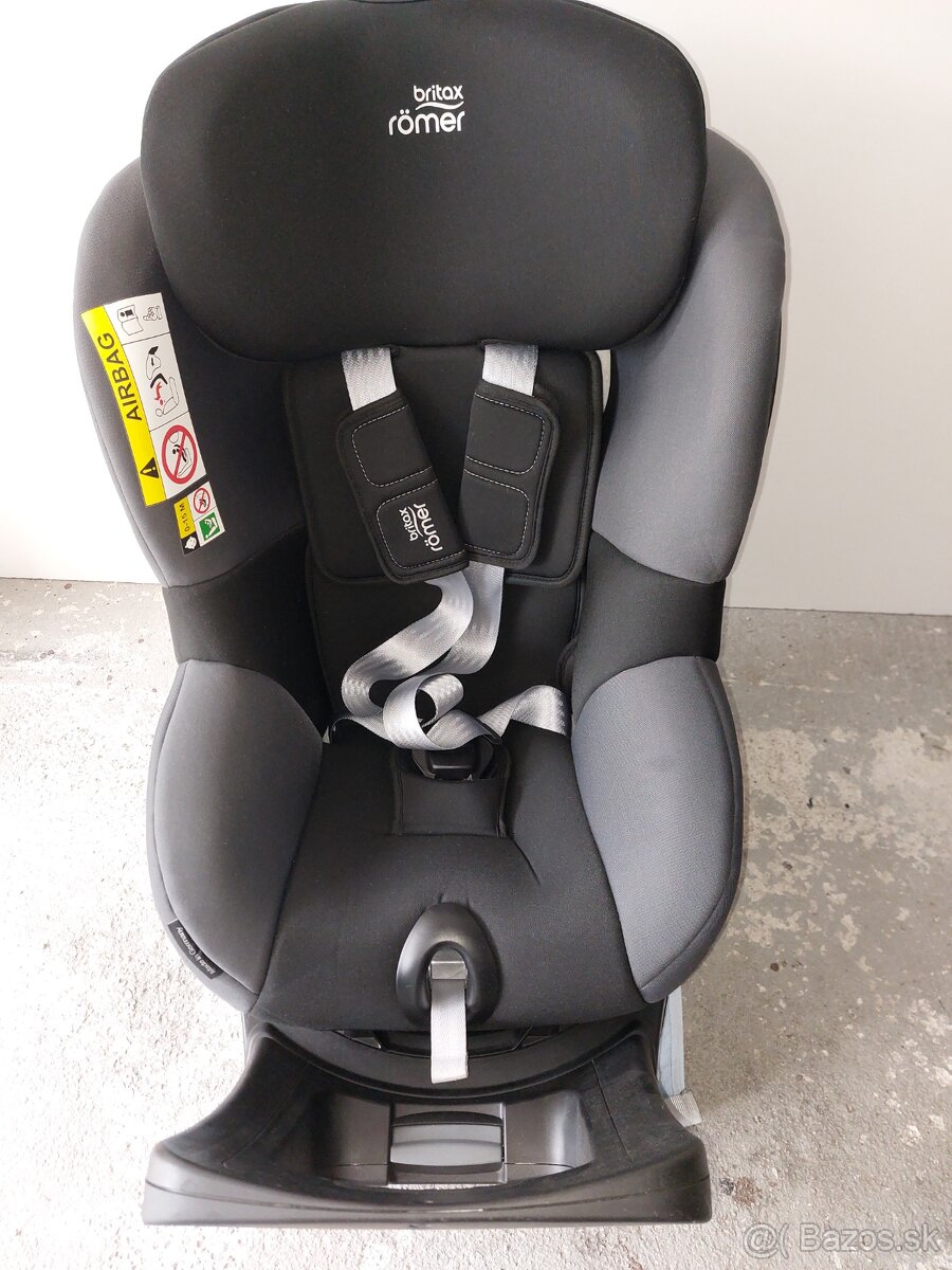 Britax Römer Dualfix M i-size