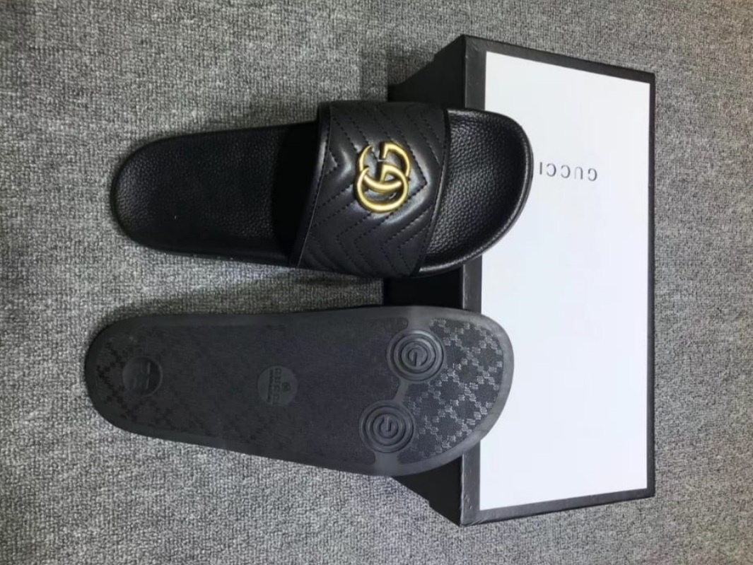 Slapky Gucci 35