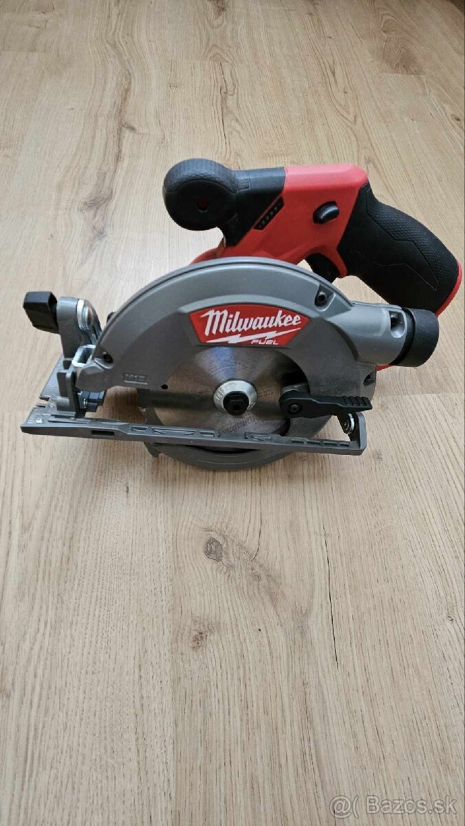 Milwaukee M12 CCS44