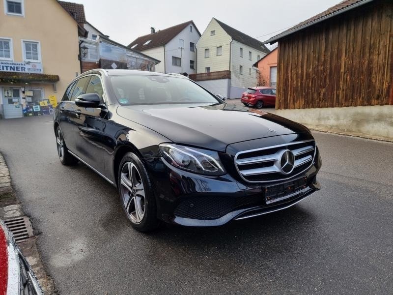 Mercedes-Benz E Break 400 Avantgarde ODPOCET DPH