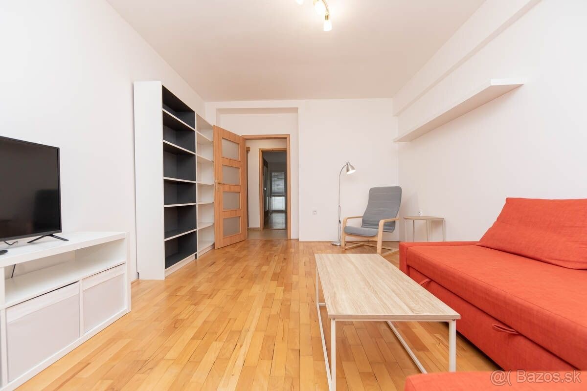 RENTAL: 2-room apartment, Janáčkova 6, Old Town, Bratislava 