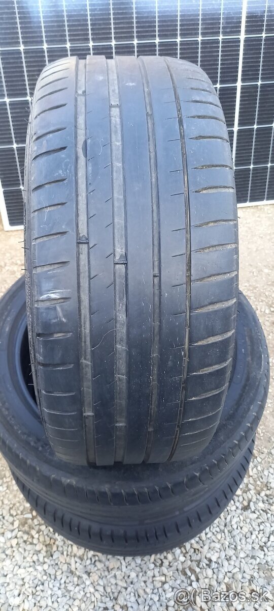 Predám letné pneu Michelin Pilot 225/40r18