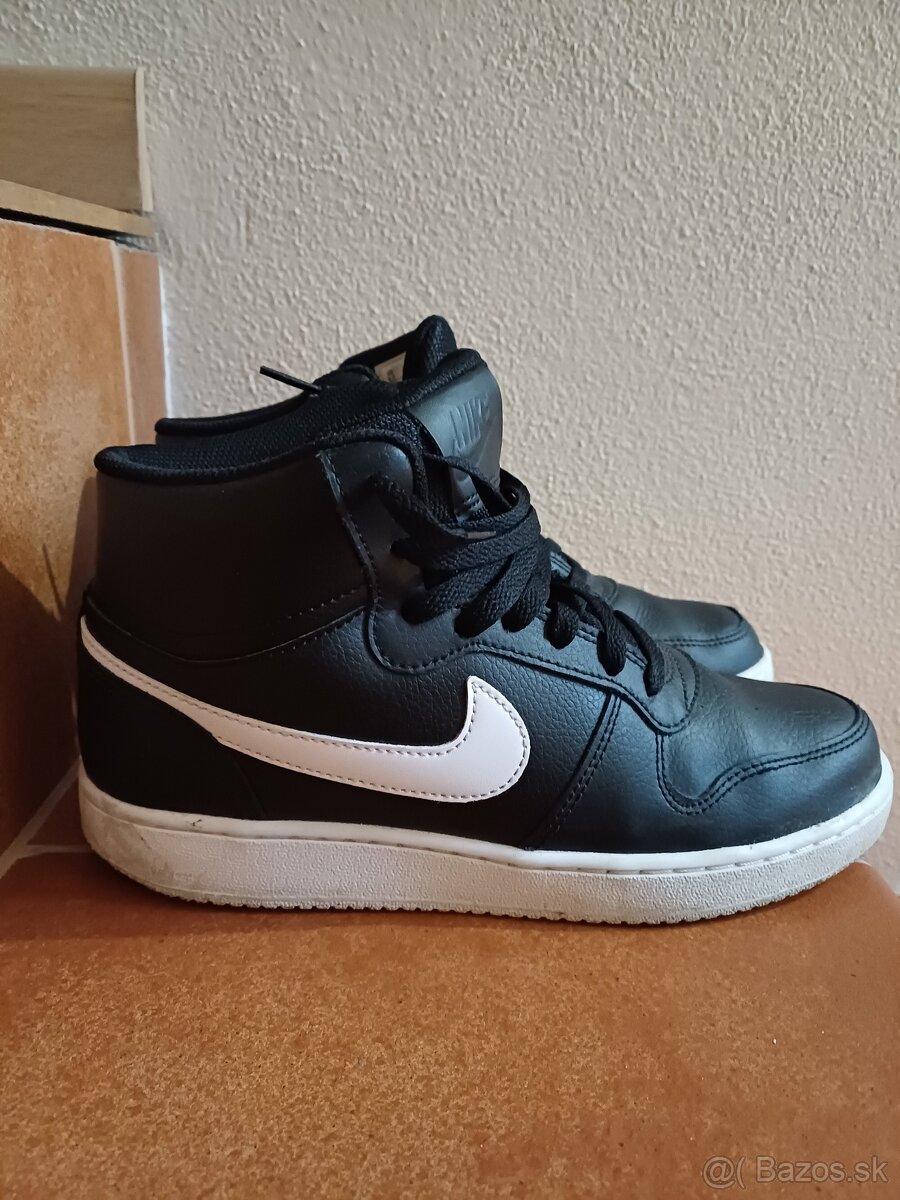 Nike chlap.tenisky vel.39