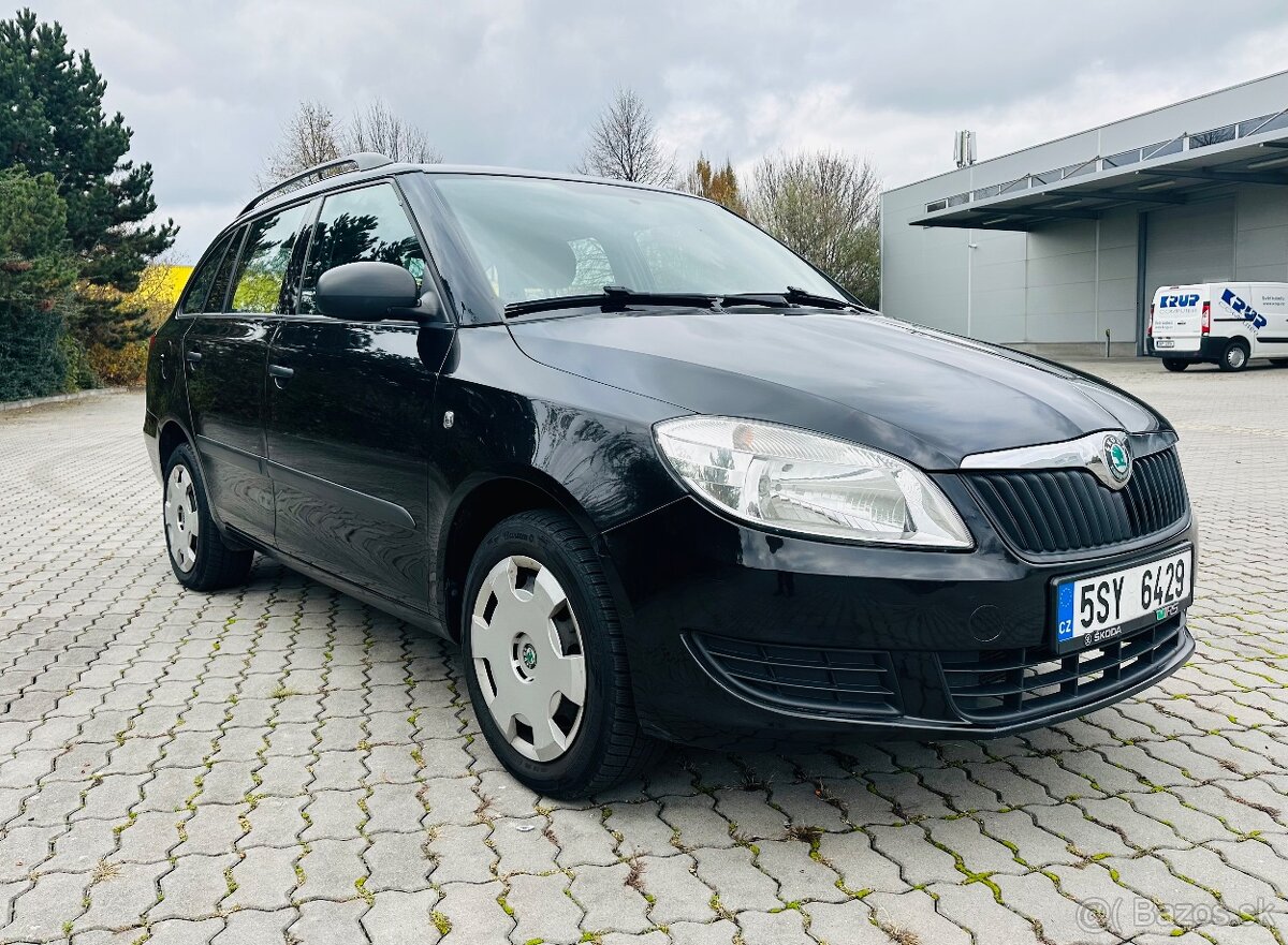 Škoda Fabia II 2 Combi 2011 1.4 16V Facelift